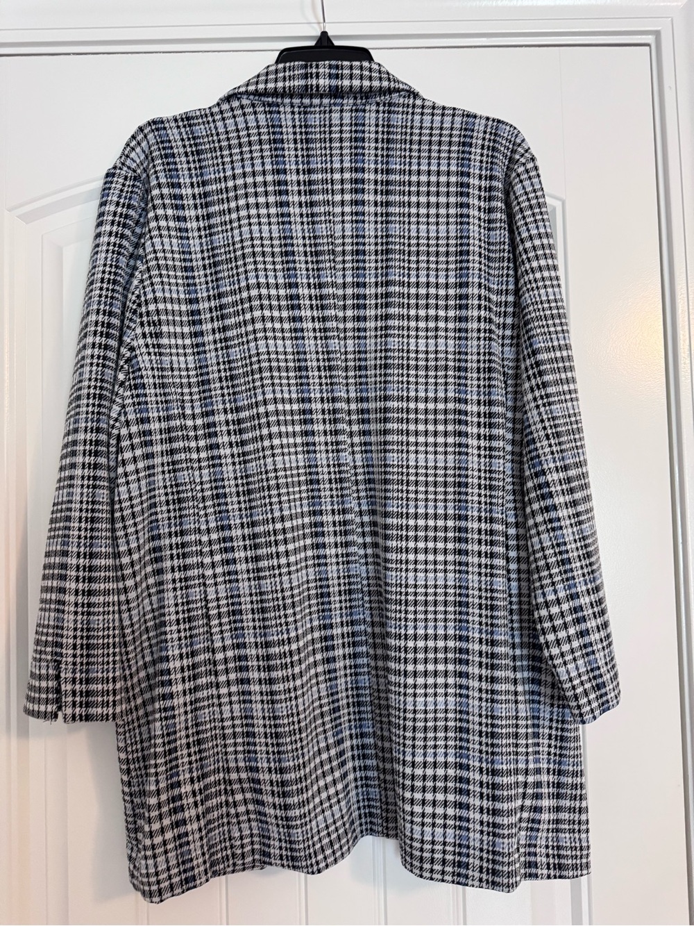 Cato Women's Black and Light Blue Plaid Open-Front Blazer - Picture 3 of 4